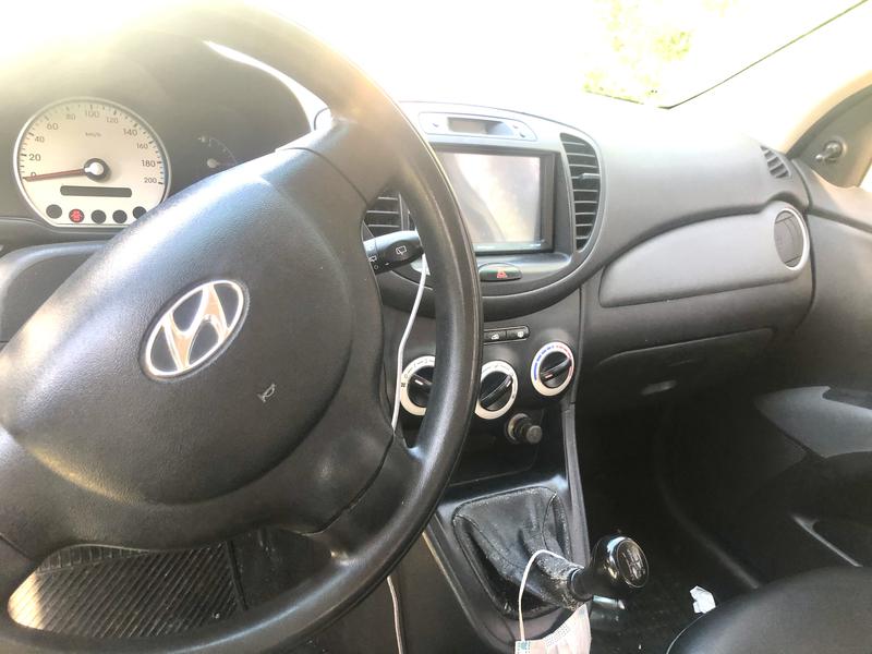 Hyundai i10 • 2010 • 15,000 km 7