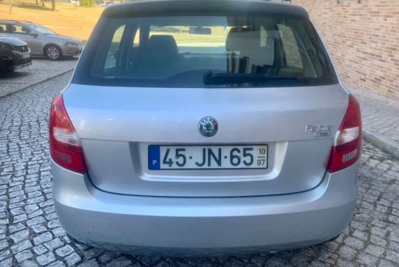 Škoda Fabia • 2010 • 119,000 km 3