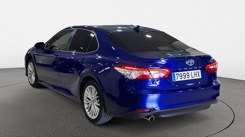 Toyota Camry • 2020 • 55,000 km 4