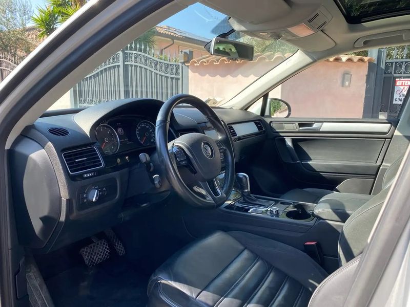 Volkswagen Touareg • 2012 • 215,000 km 6