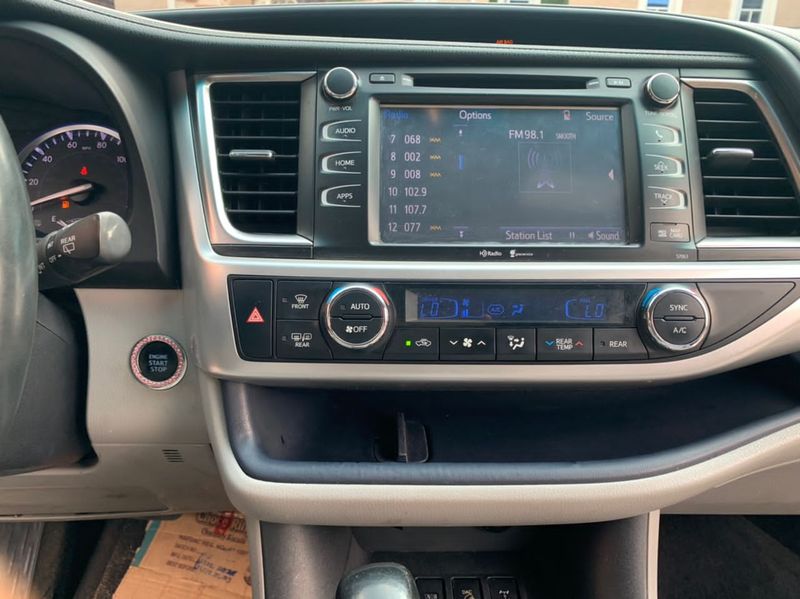 Toyota Highlander • 2018 • 3 km 3