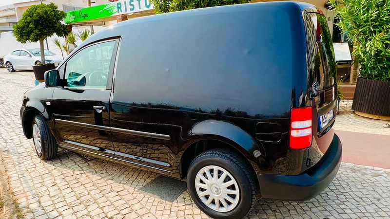 Volkswagen Caddy • 2013 • 13 km 11