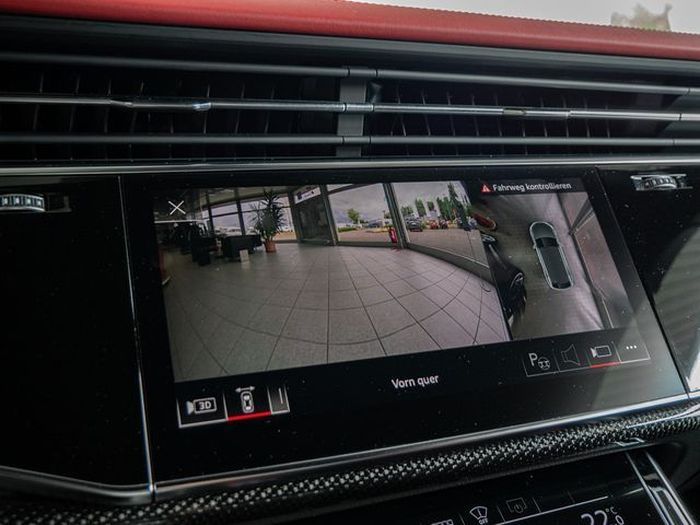 Audi SQ8 • 2021 • 88,000 km 18