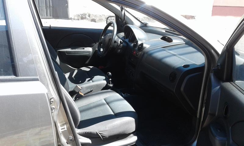 Chevrolet Aveo • 2011 • 144,000 km 6