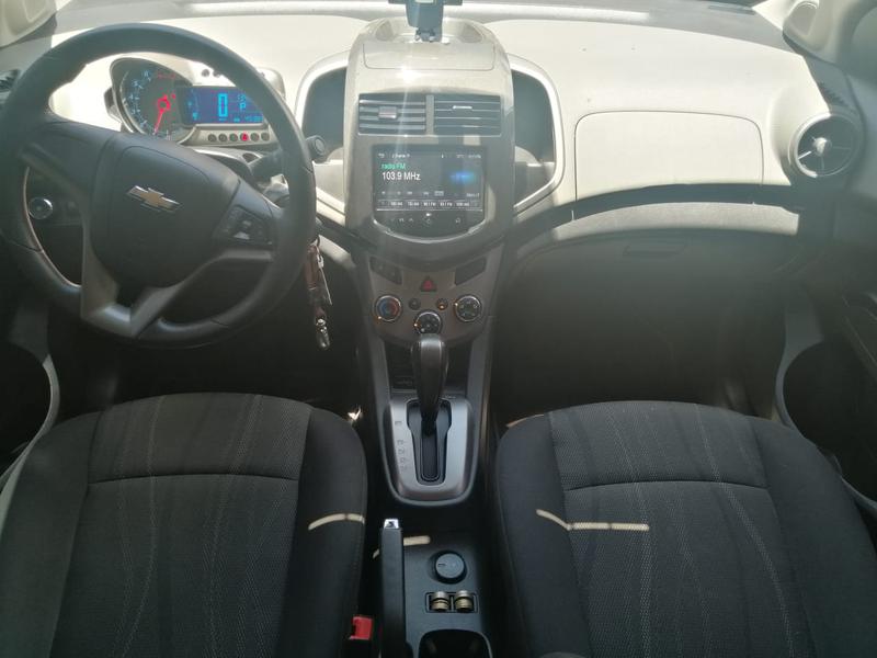 Chevrolet Sonic • 2014 • 45,385 km 3
