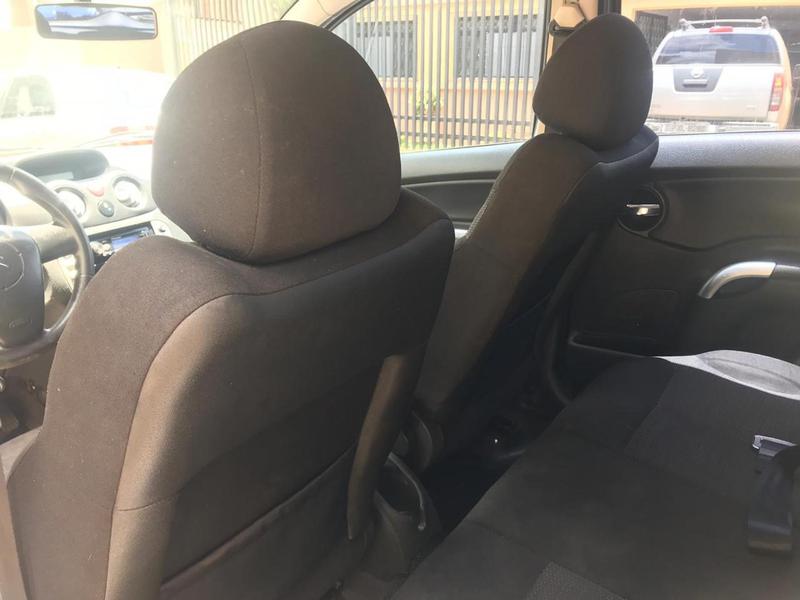 Citroën C3 • 2009 • 140,000 km 2