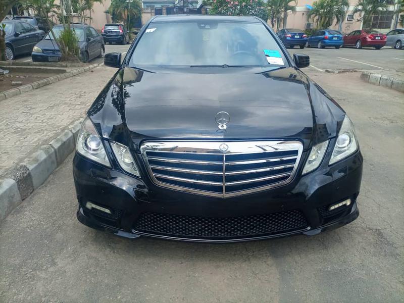 Mercedes-Benz E • 2011 • 127,901 km 2