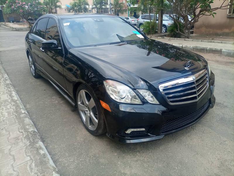 Mercedes-Benz E • 2011 • 127,901 km 6