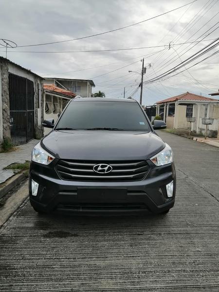 Hyundai ix35 • 2017 • 63,000 km 2