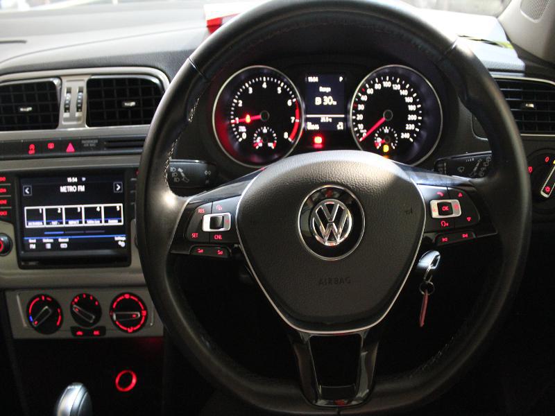 Volkswagen Polo • 2017 • 60,000 km 8