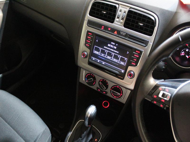 Volkswagen Polo • 2017 • 60,000 km 11