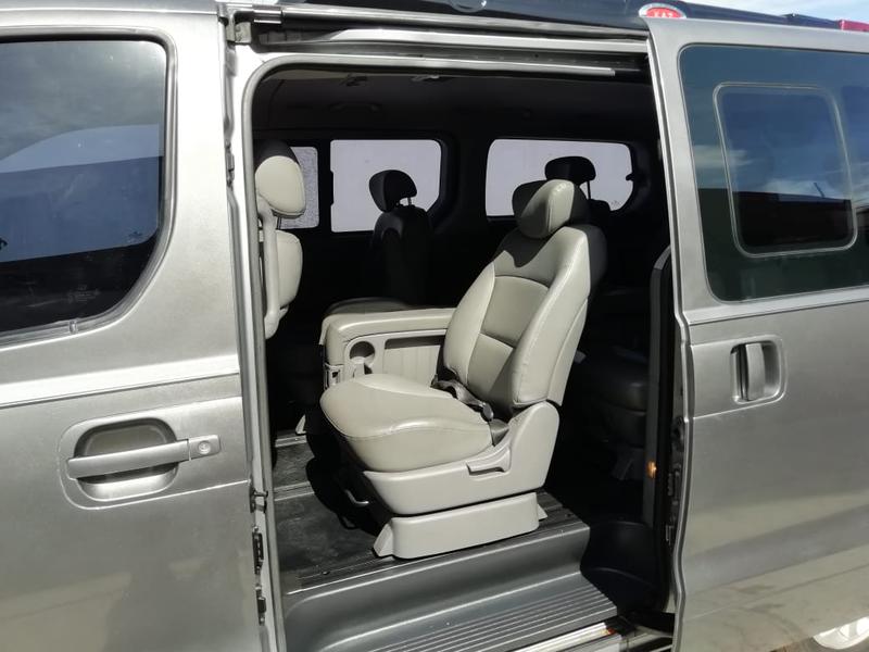 Hyundai H1 • 2013 • 48,900 km 1