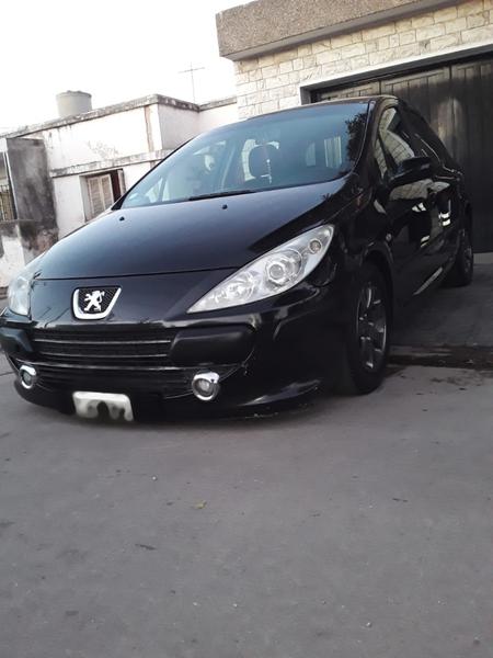 Peugeot 307 • 2008 • 156,000 km 2