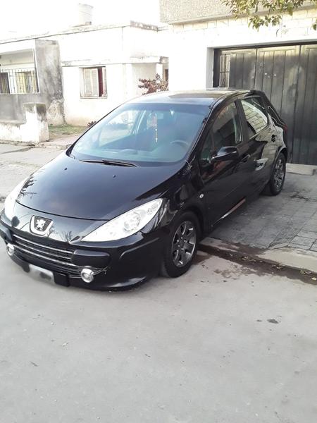 Peugeot 307 • 2008 • 156,000 km 4
