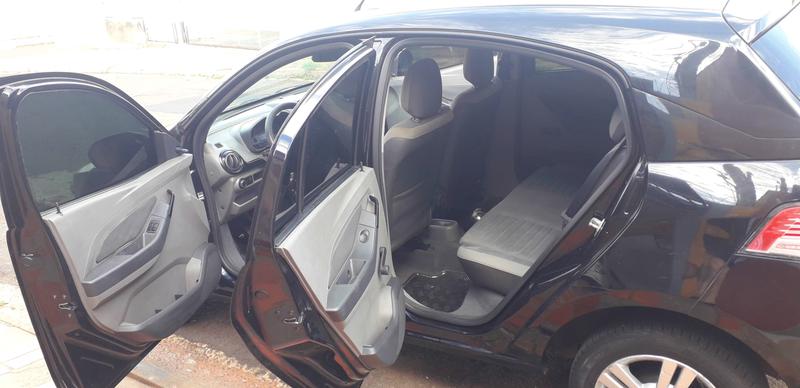 Chevrolet 1500 • 2010 • 96,800 km 6