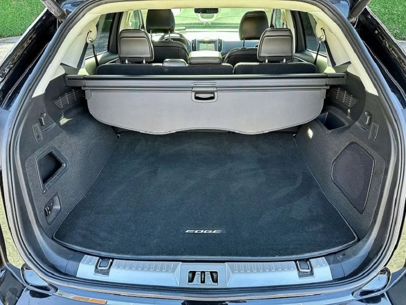 Ford Edge • 2018 • 81,670 km 2