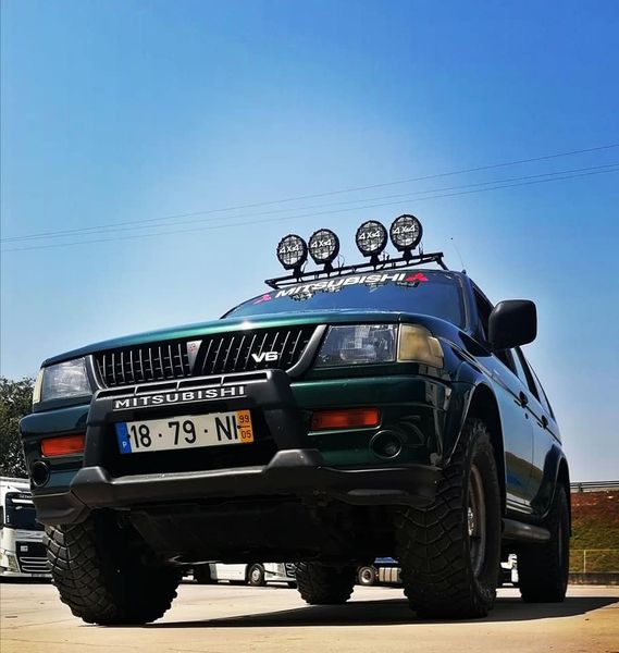 Mitsubishi Pajero Sport • 1999 • 237,000 km 3