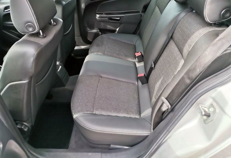 Opel Astra • 2007 • 84,000 km 3