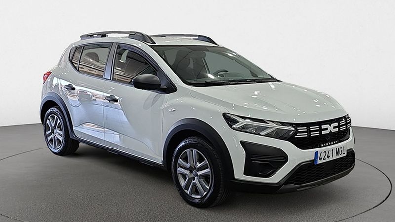 Dacia Sandero • 2023 • 19,200 km 2