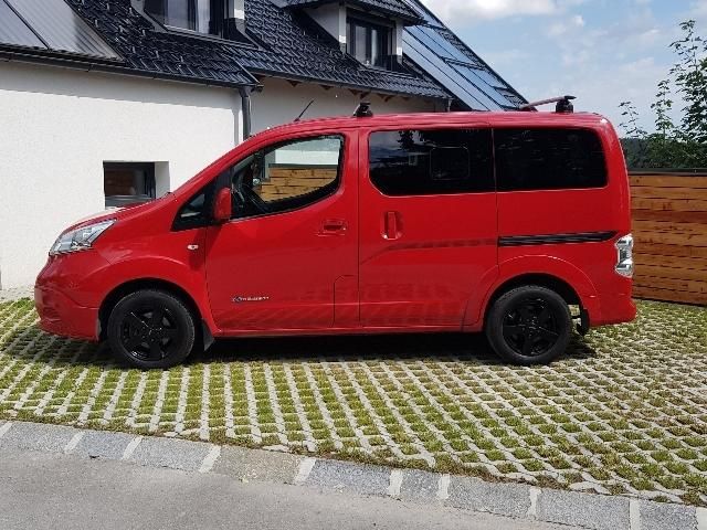 Nissan e-NV200 • 2015 • 106,200 km 3