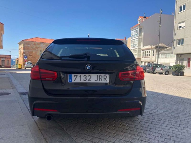 BMW 328i • 2016 • 85,000 km 2