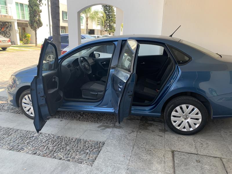 Volkswagen Vento • 2018 • 51,000 km 2