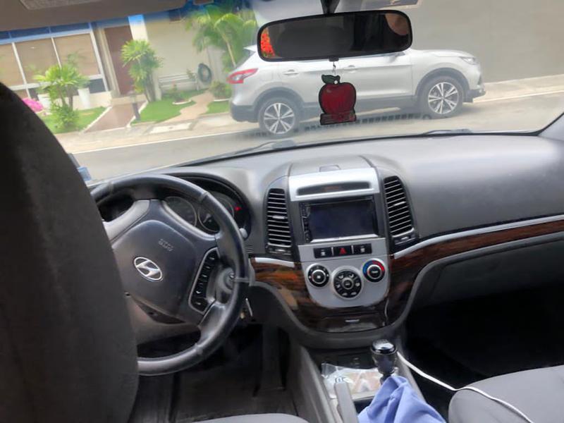 Hyundai Santa Fe • 2011 • 234 km 3