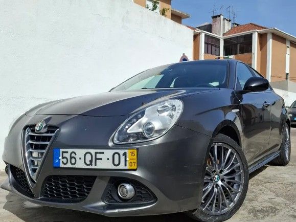 Alfa Romeo Giulietta • 2015 • 92,000 km 1