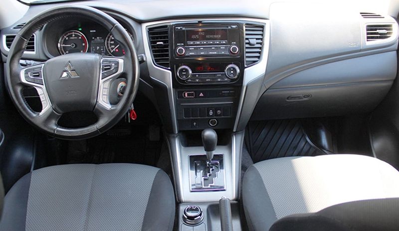 Mitsubishi L200 • 2022 • 89,362 km 5