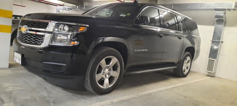 Chevrolet Suburban • 2017 • 123,000 mi 10
