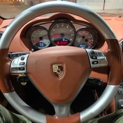 Porsche Cayman • 2006 • 15,000 km 9