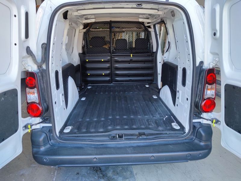 Peugeot 107 • 2017 • 83,000 km 4