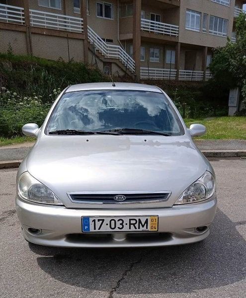Kia Rio • 2001 • 199,999 km 1