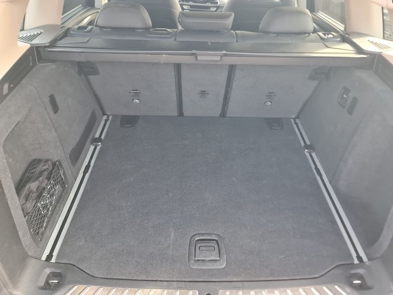 BMW X3 • 2021 • 87,500 km 3