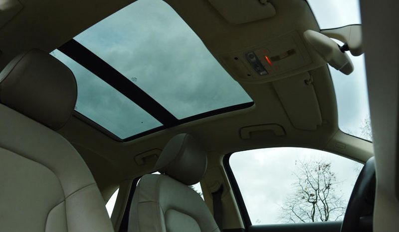 Audi Q3 • 2014 • 117,000 km 12