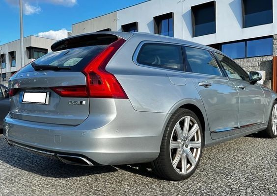Volvo V90 • 2016 • 119,000 km 7