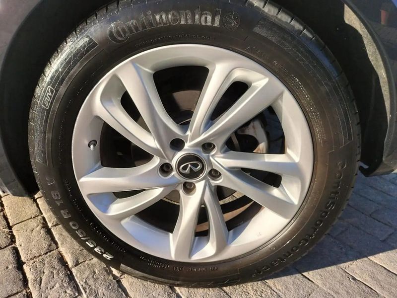 Infiniti Q • 2019 • 45,372 km 6