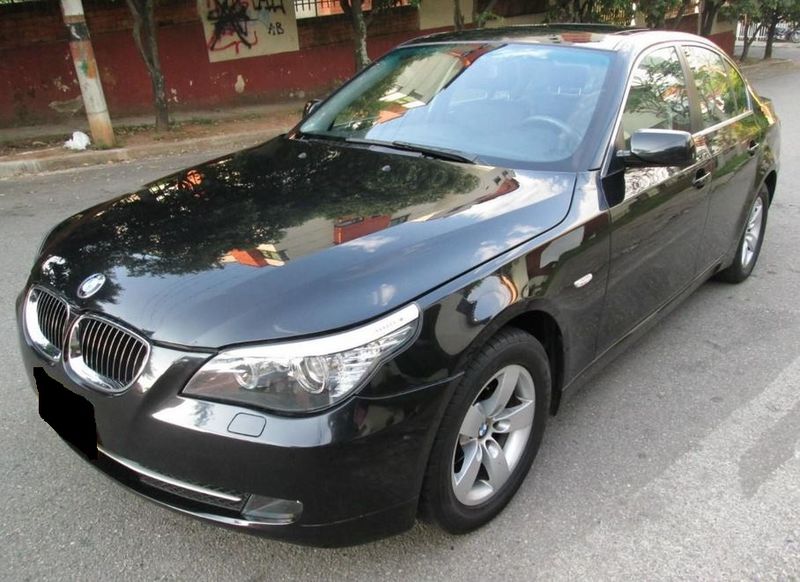 BMW 5 Series • 2009 • 160,000 km 1