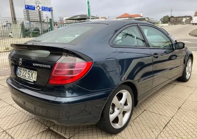 Mercedes-Benz C-Class • 2001 • 190,000 km 1