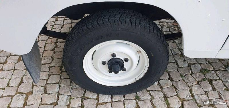 Land Rover LR3 • 1981 • 30,000 km 10