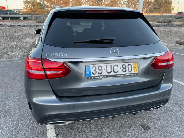 Mercedes-Benz CL • 2018 • 213,000 km 2