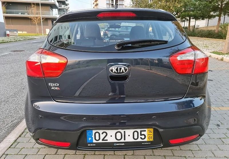 Kia Rio • 2014 • 83,000 km 4