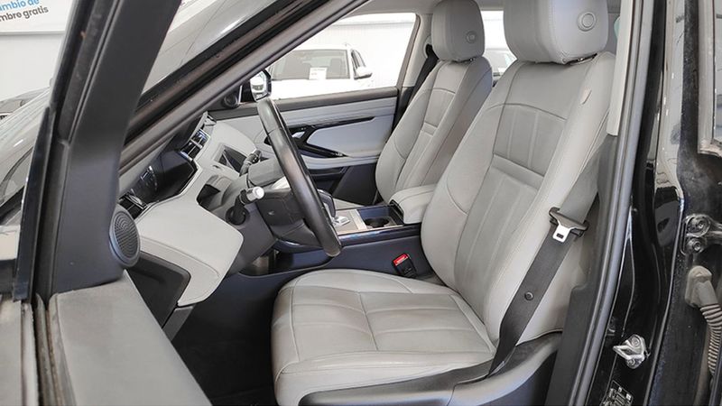 Land Rover Range Rover Evoque • 2019 • 100,600 km 14