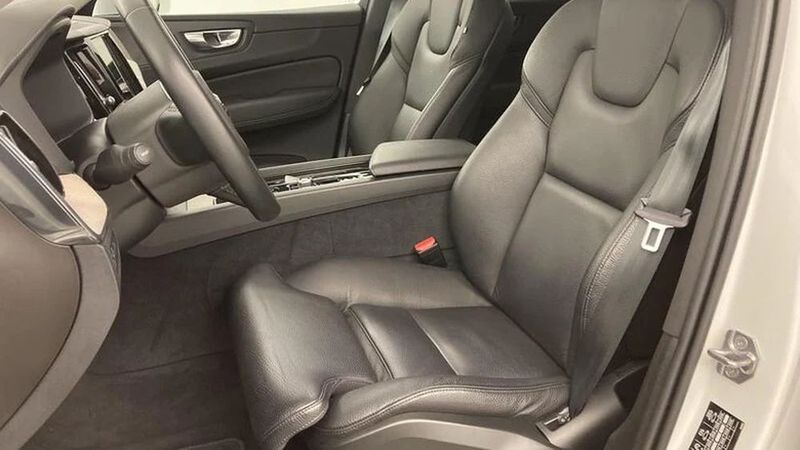 Volvo XC60 • 2021 • 40,100 km 14