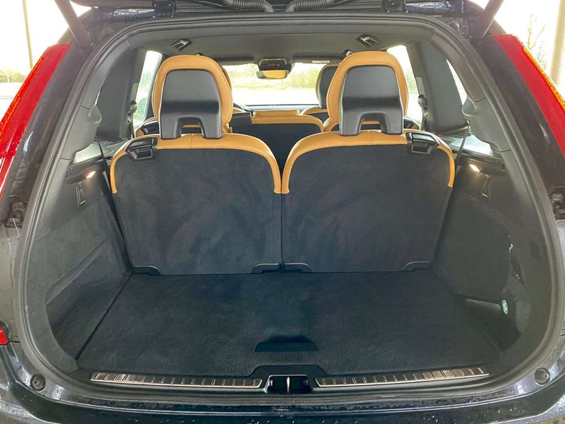 Volvo XC90 • 2019 • 119,900 km 8