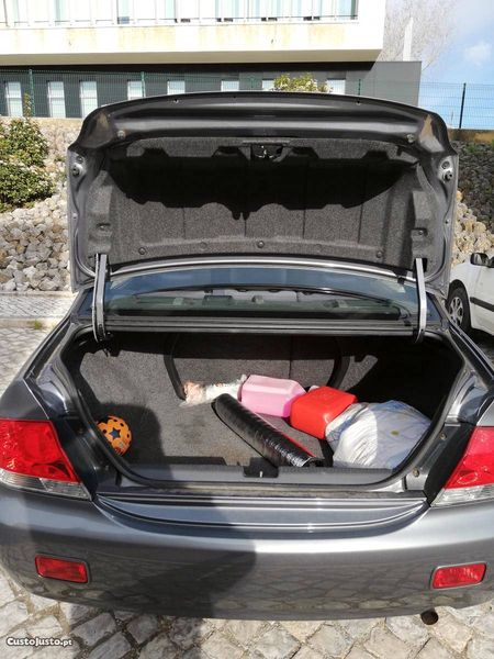 Mitsubishi Lancer • 2007 • 100,000 km 4