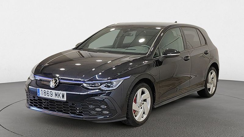 Volkswagen Golf • 2023 • 35,541 km 1