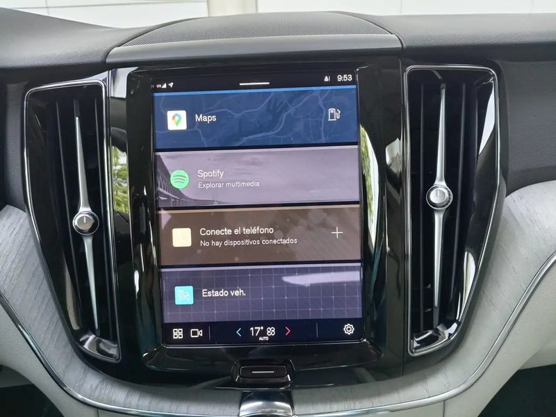 Volvo XC60 • 2023 • 5,500 km 8