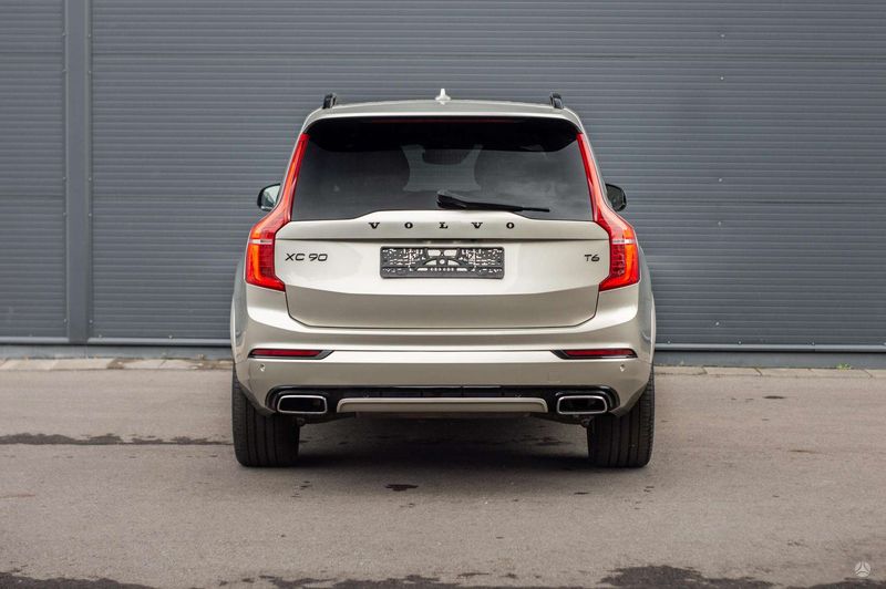 Volvo XC90 • 2016 • 177,000 km 21