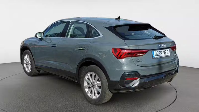 Audi Q3 • 2023 • 14,900 km 3